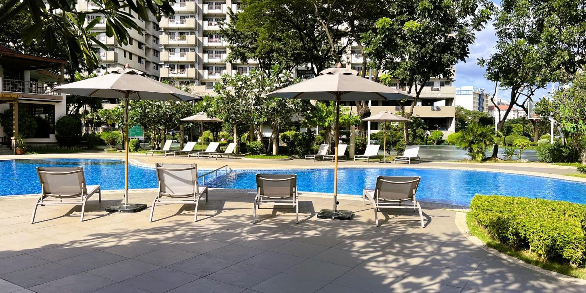Stunning 2Br Apt, 65 Sq M Netflix At Rosewood Pointe Residences Near Bgc 마닐라 외부 사진