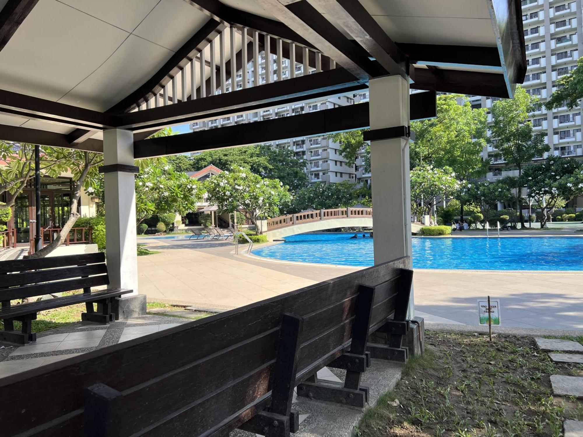 Stunning 2Br Apt, 65 Sq M Netflix At Rosewood Pointe Residences Near Bgc 마닐라 외부 사진