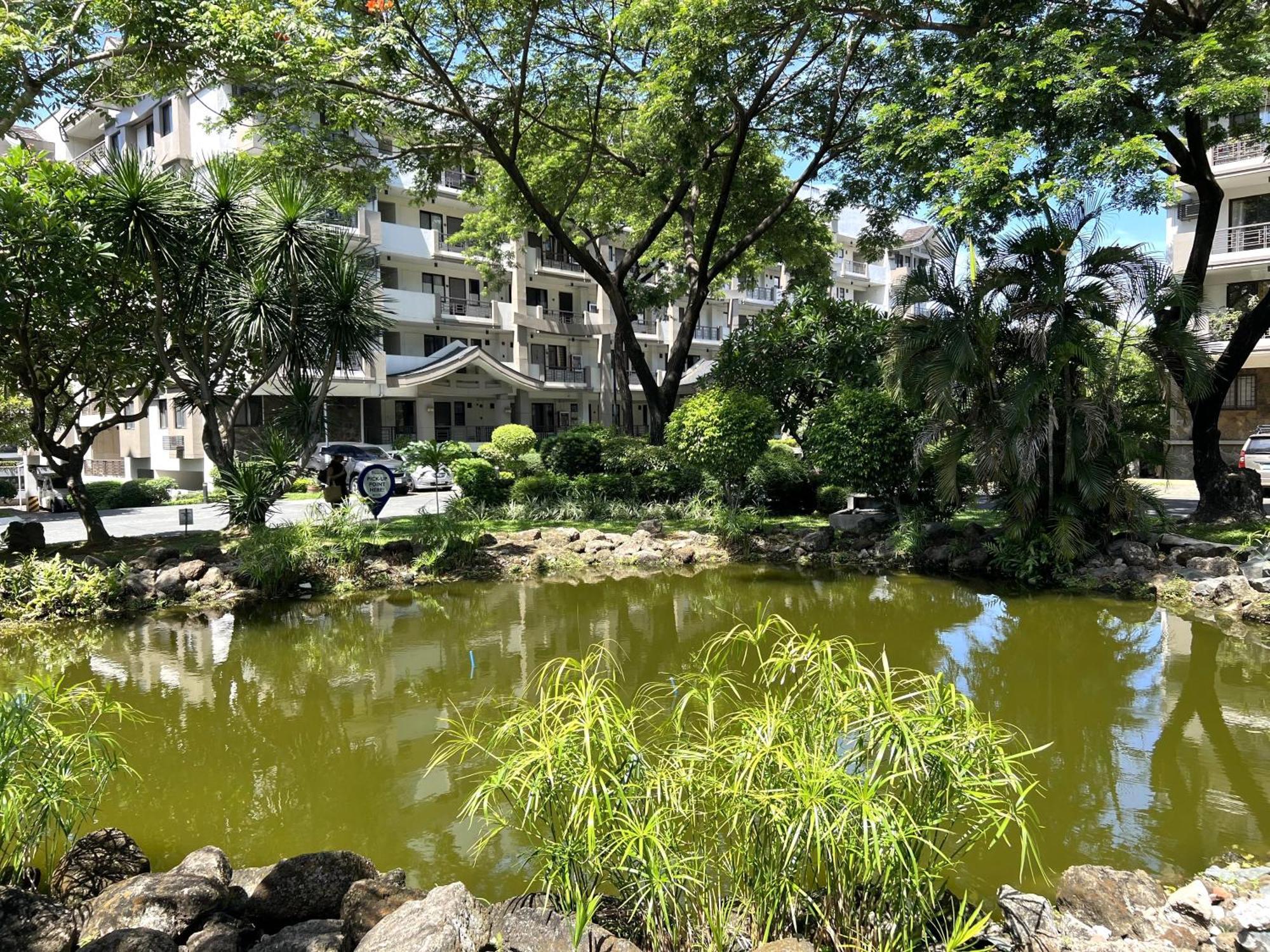 Stunning 2Br Apt, 65 Sq M Netflix At Rosewood Pointe Residences Near Bgc 마닐라 외부 사진